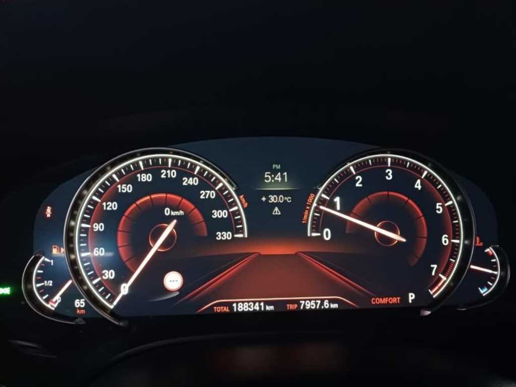 BMW 5시리즈 5시리즈 (G30) 530i xDrive M 스포츠 플러스 이미지 14