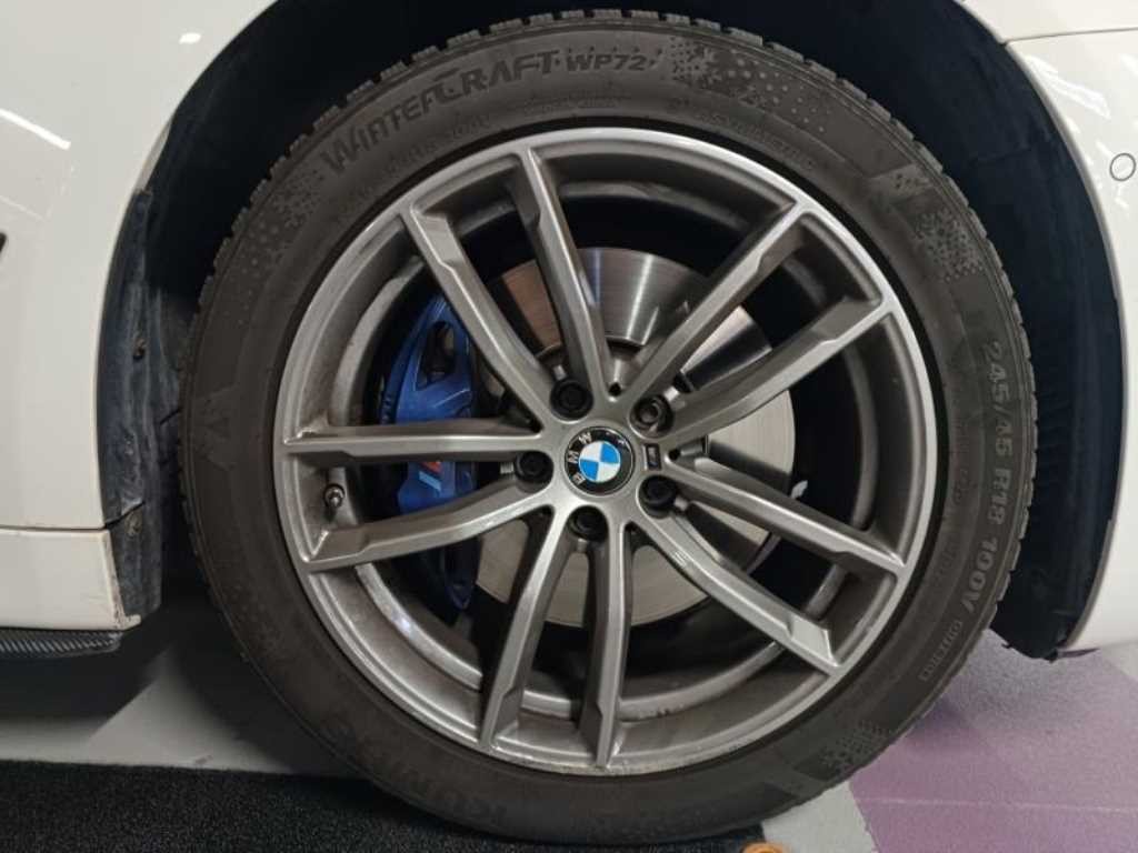 BMW 5시리즈 5시리즈 (G30) 530i xDrive M 스포츠 플러스 이미지 20