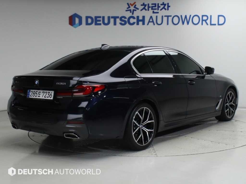 BMW 5시리즈 5시리즈 (G30) 530i xDrive M 스포츠 이미지 2