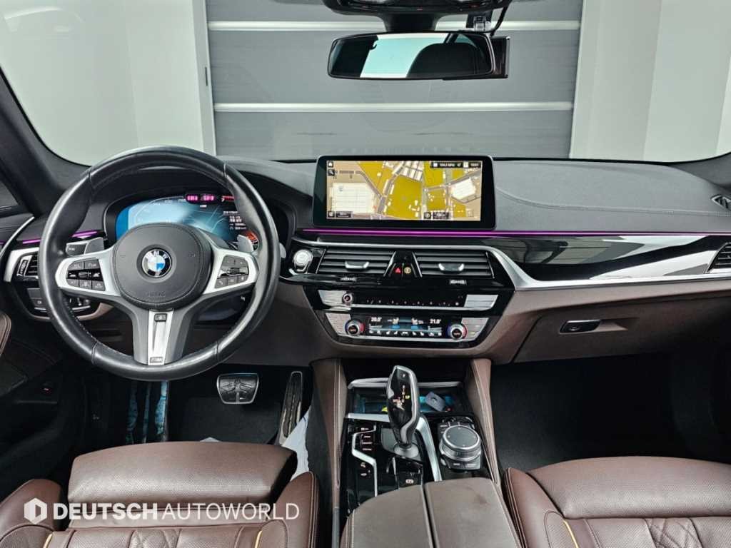 BMW 5시리즈 5시리즈 (G30) 530i xDrive M 스포츠 이미지 7