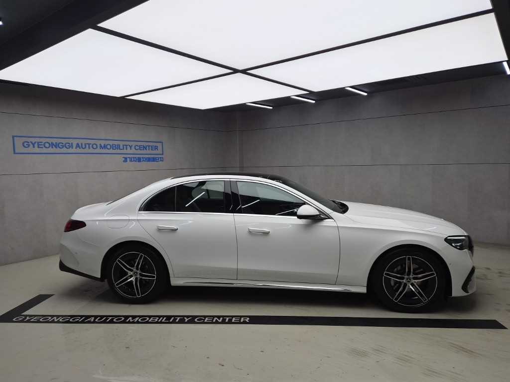벤츠 E 클래스 E-클래스 W214 E200 AMG 라인 이미지 2
