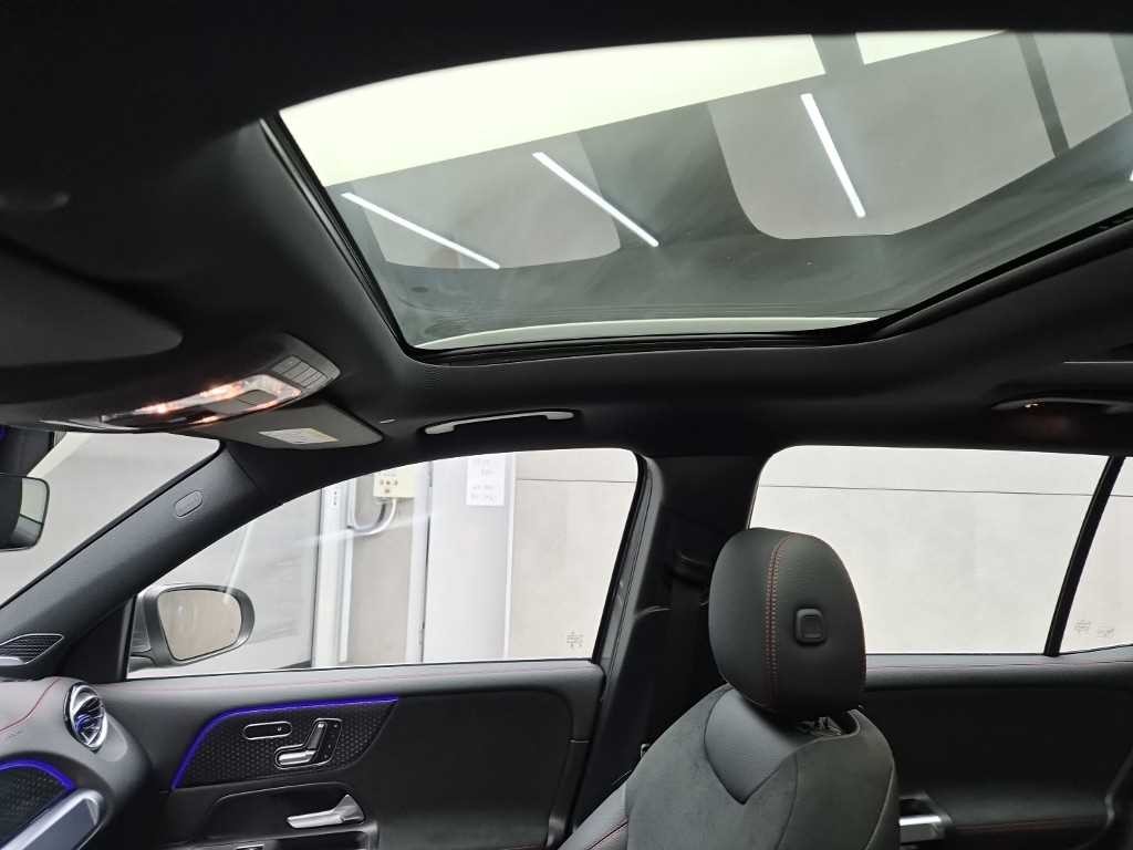 벤츠 EQB EQB (X243) EQB 300 4MATIC 이미지 15