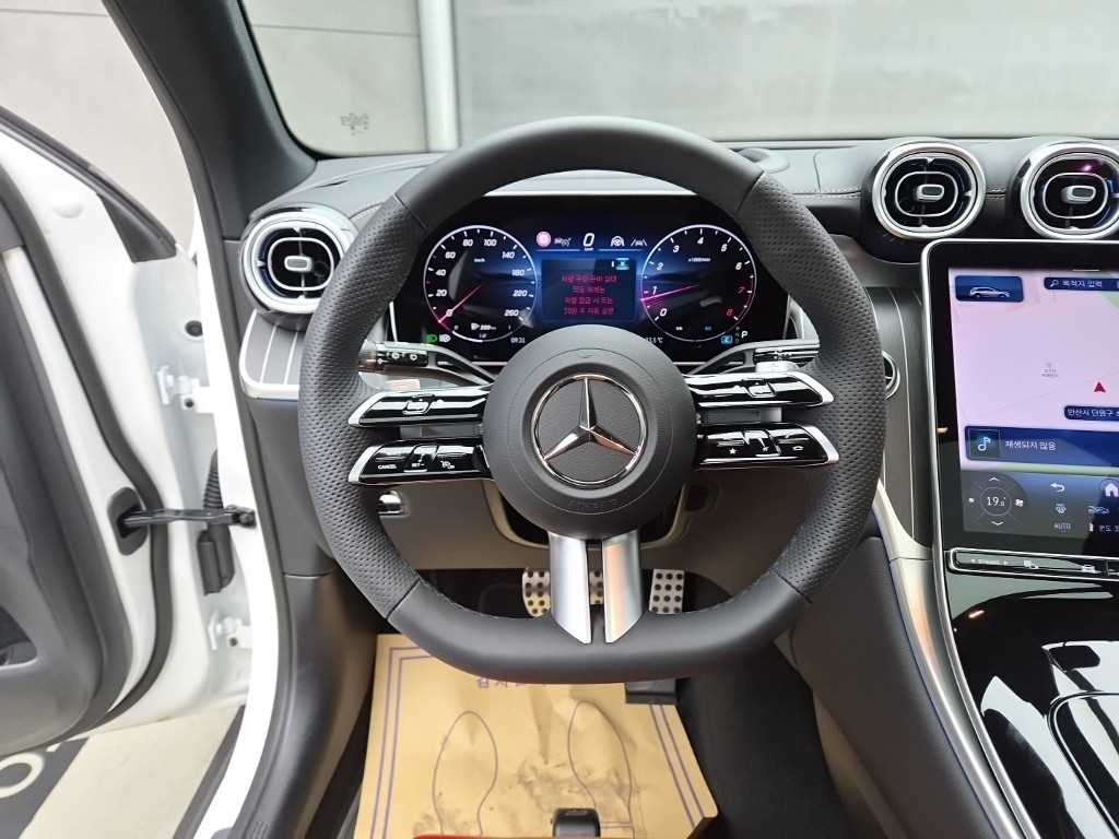 벤츠 GLC 클래스 GLC클래스 X254 GLC300 4MATIC AMG 라인 이미지 9