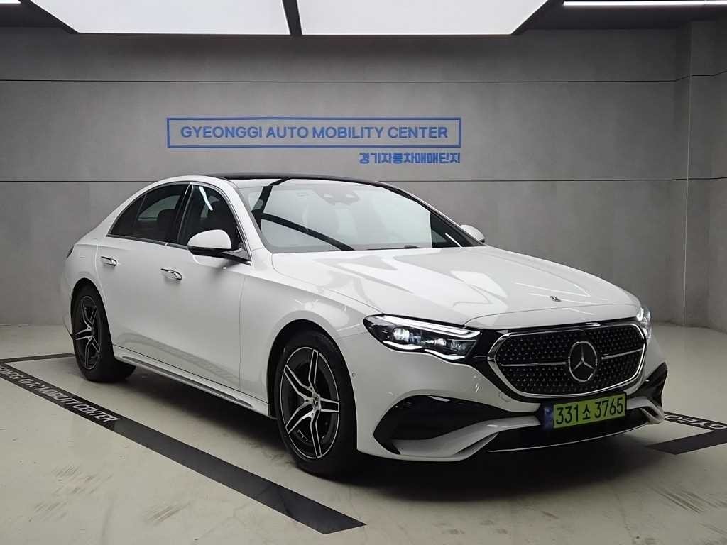 벤츠 E 클래스 E-클래스 W214 E300 4MATIC 익스클루시브 이미지 1