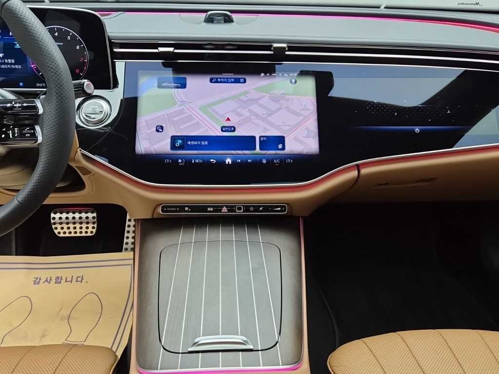 벤츠 E 클래스 E-클래스 W214 E300 4MATIC 익스클루시브 이미지 12