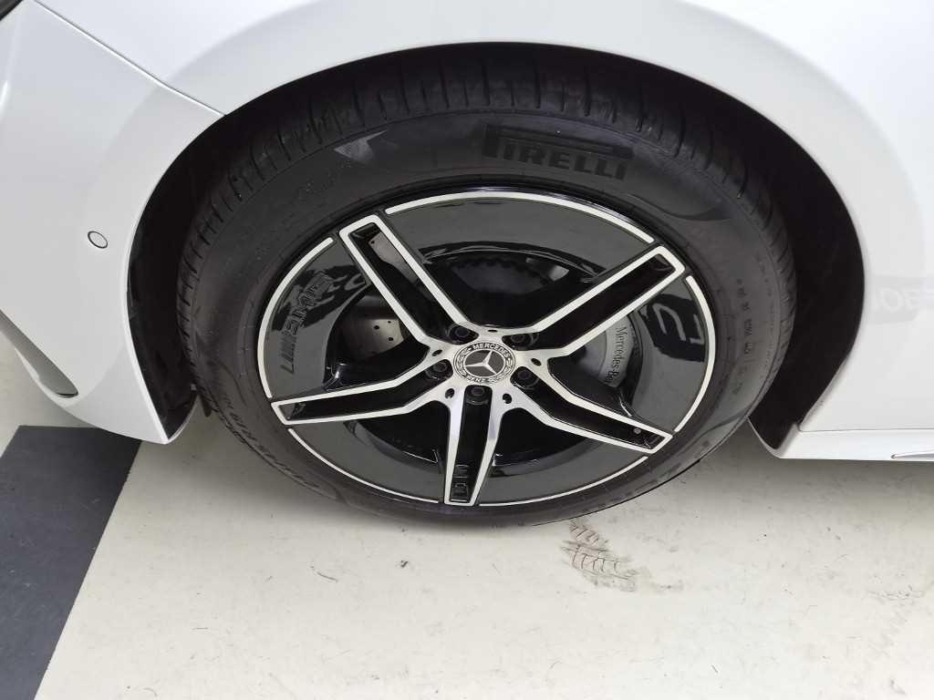 벤츠 E 클래스 E-클래스 W214 E300 4MATIC 익스클루시브 이미지 17