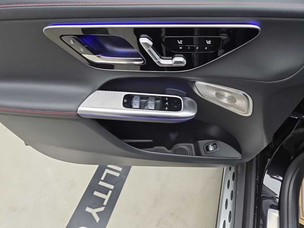 벤츠 GLC 클래스 GLC클래스 X254 AMG GLC 43 4MATIC 이미지 11