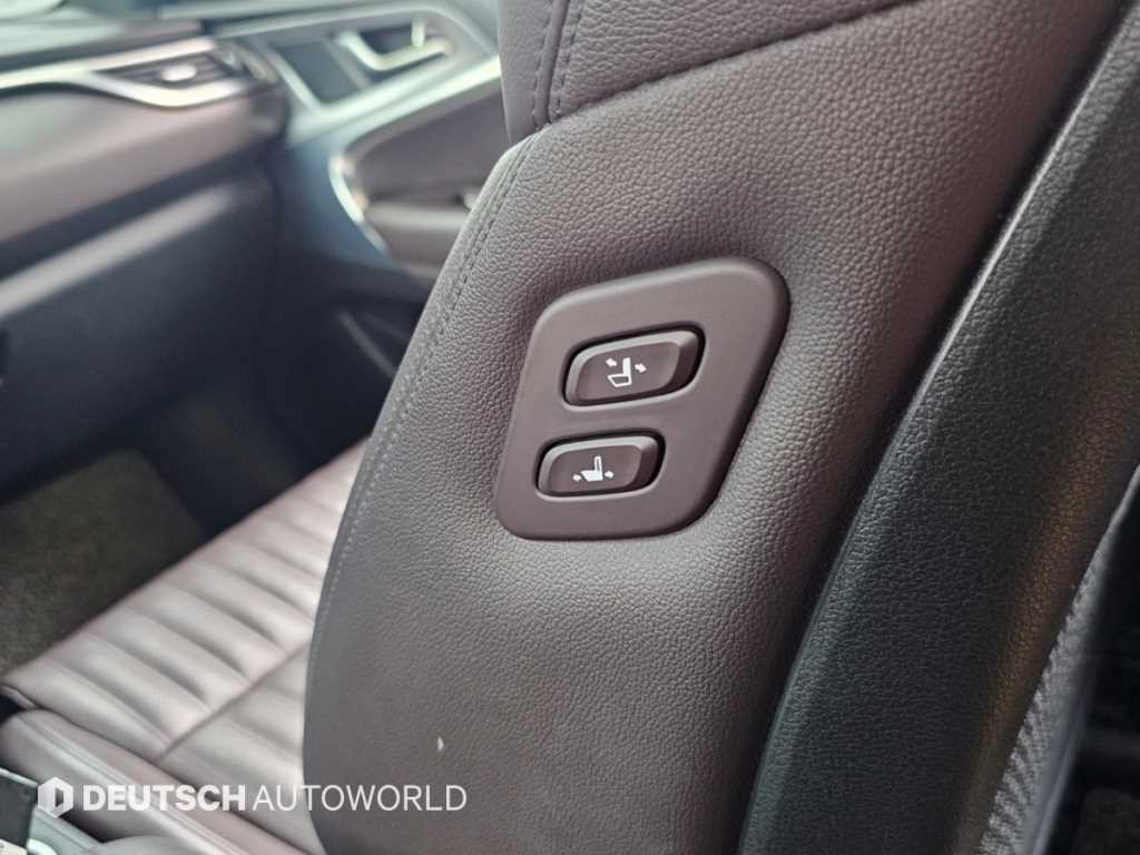 제네시스 G70 더 뉴 G70 가솔린 2.0T 2WD 이미지 17