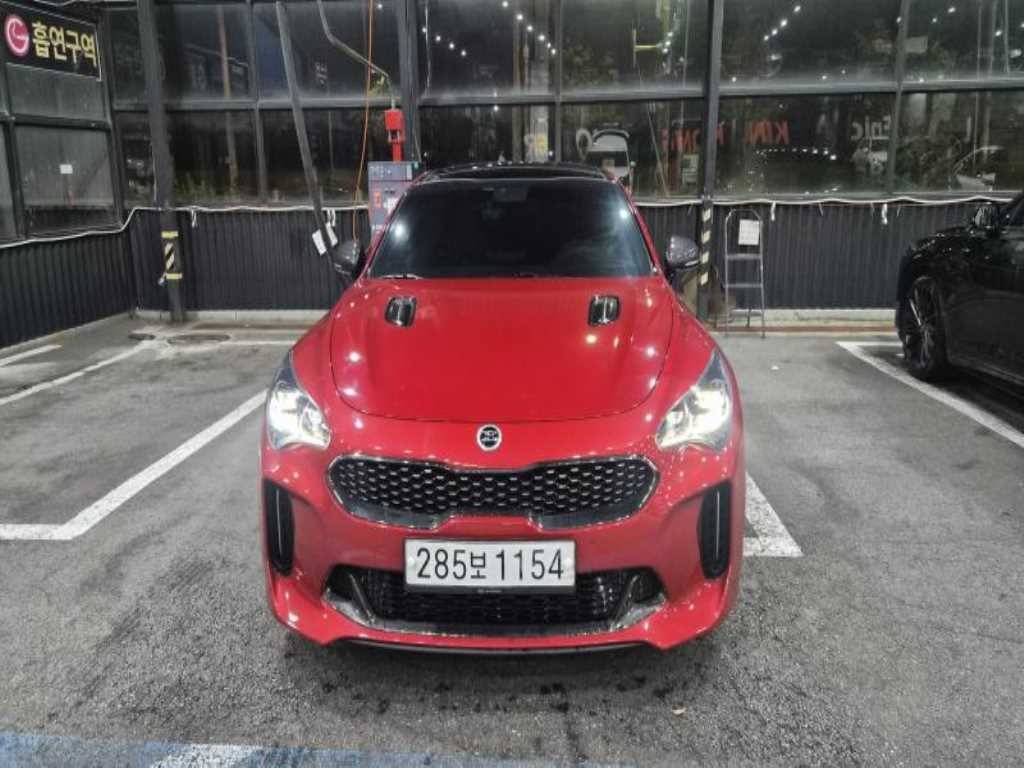 기아 스팅어 가솔린 2.0 터보 2WD 플래티넘 이미지 2