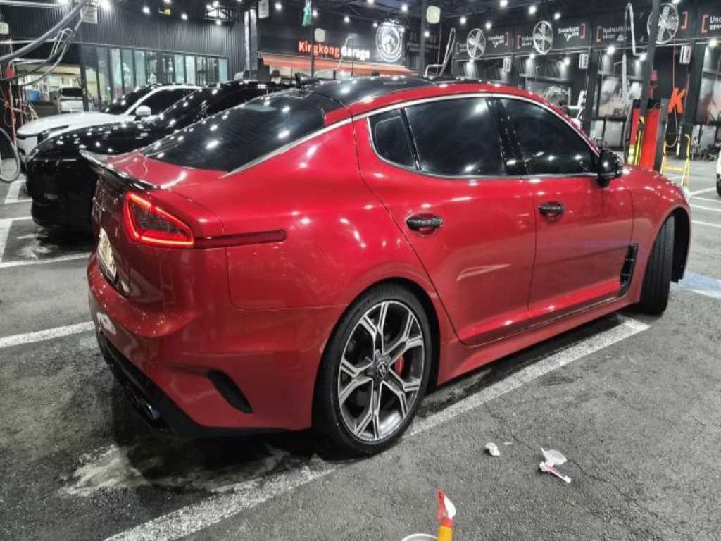 기아 스팅어 가솔린 2.0 터보 2WD 플래티넘 이미지 4