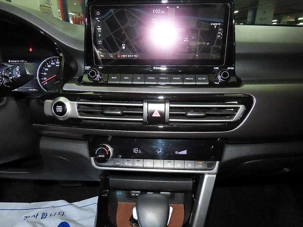 기아 셀토스 가솔린 1.6 터보 4WD 노블레스 이미지 11