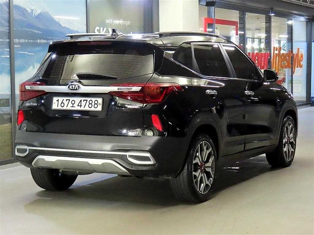 기아 셀토스 가솔린 1.6 터보 4WD 노블레스 이미지 4
