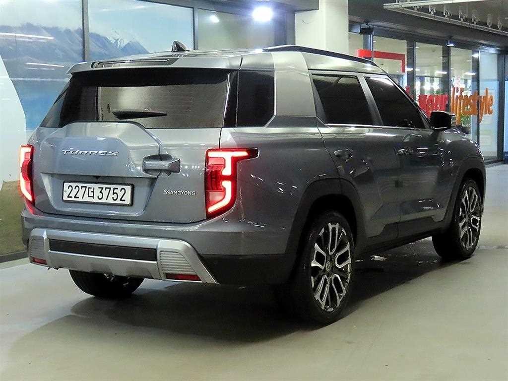 KG모빌리티(쌍용) 토레스 1.5 GDI-T 4WD T7 이미지 4