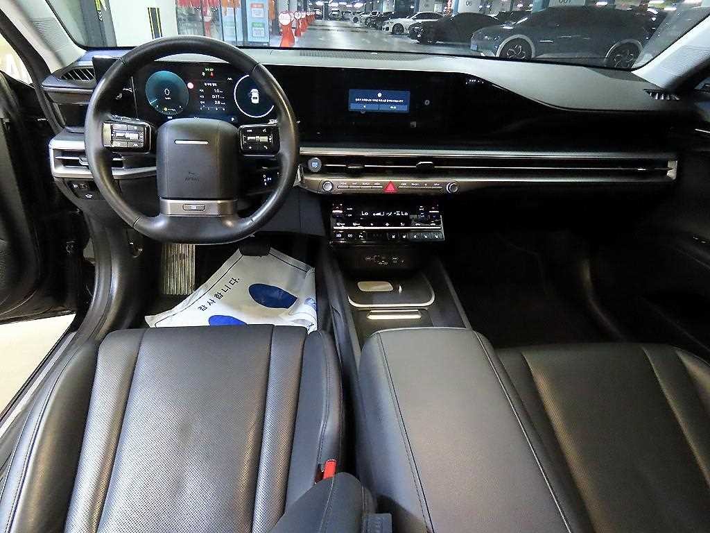 현대 그랜저 그랜저 (GN7) 가솔린 2.5 2WD 익스클루시브 이미지 10