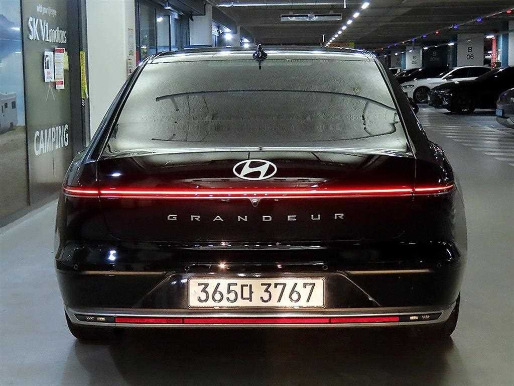 현대 그랜저 그랜저 (GN7) 가솔린 2.5 2WD 익스클루시브 이미지 5