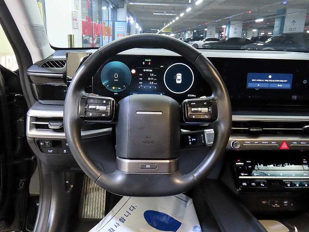 현대 그랜저 그랜저 (GN7) 가솔린 2.5 2WD 익스클루시브 이미지 8
