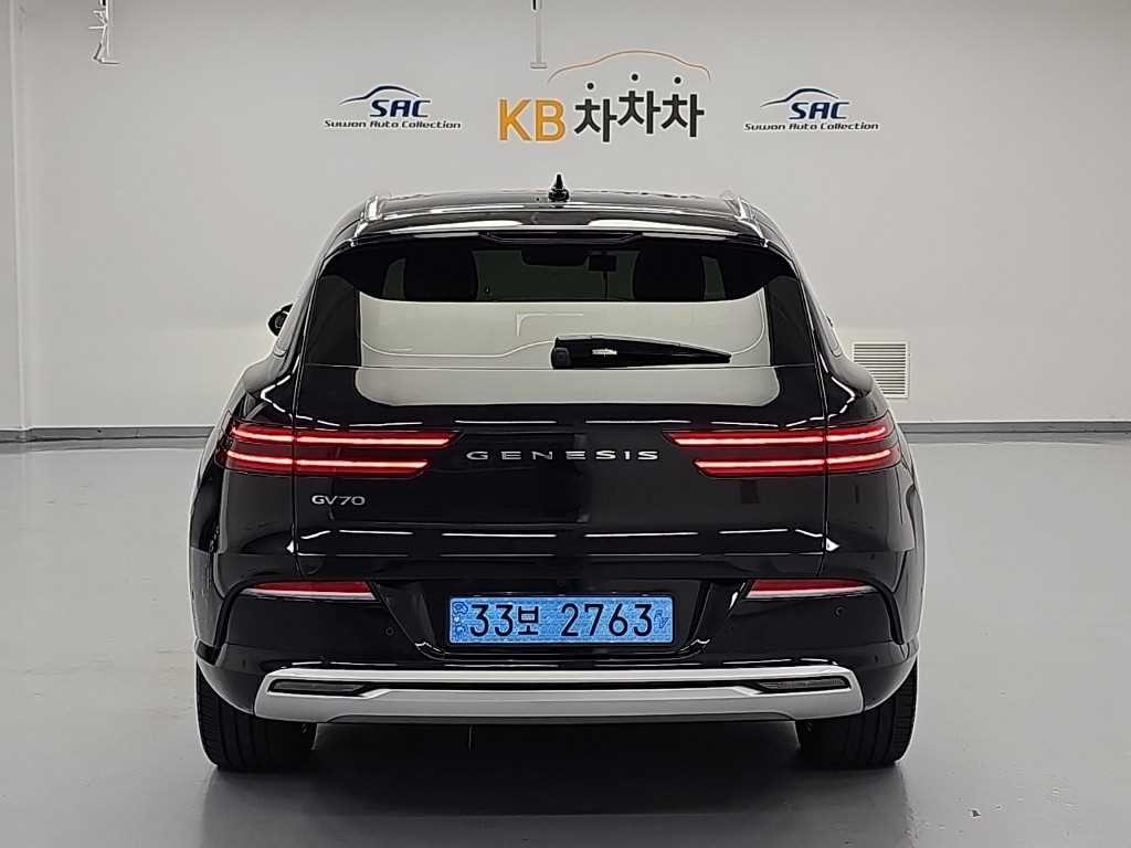 제네시스 GV70 일렉트리파이드 GV70 e-AWD 이미지 3
