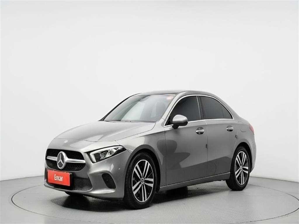 벤츠 A 클래스 A클래스 W177 A220 세단 이미지 1