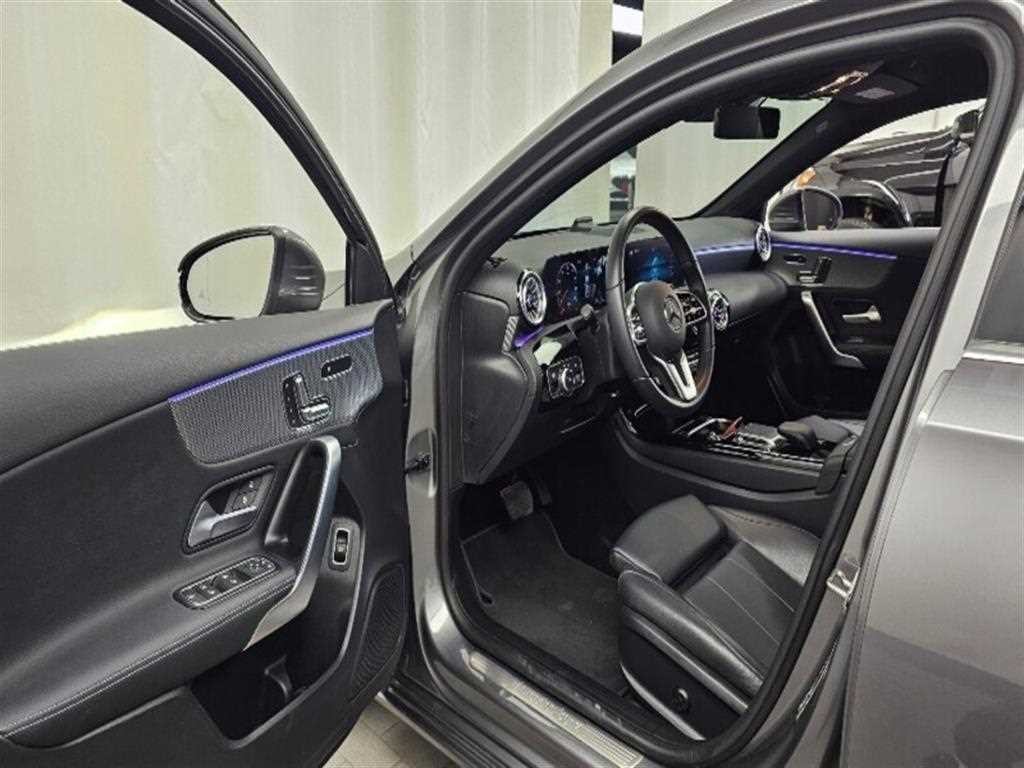 벤츠 A 클래스 A클래스 W177 A220 세단 이미지 10