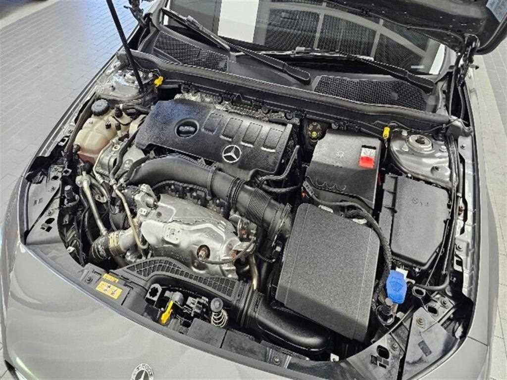 벤츠 A 클래스 A클래스 W177 A220 세단 이미지 6