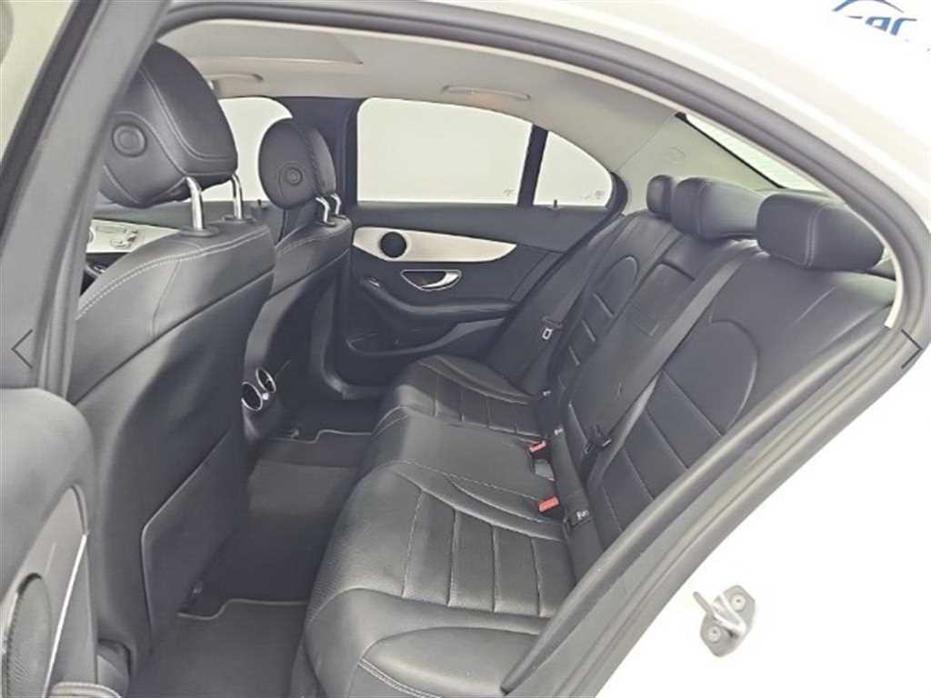 벤츠 C 클래스 C클래스 W205 C200 아방가르드 이미지 12