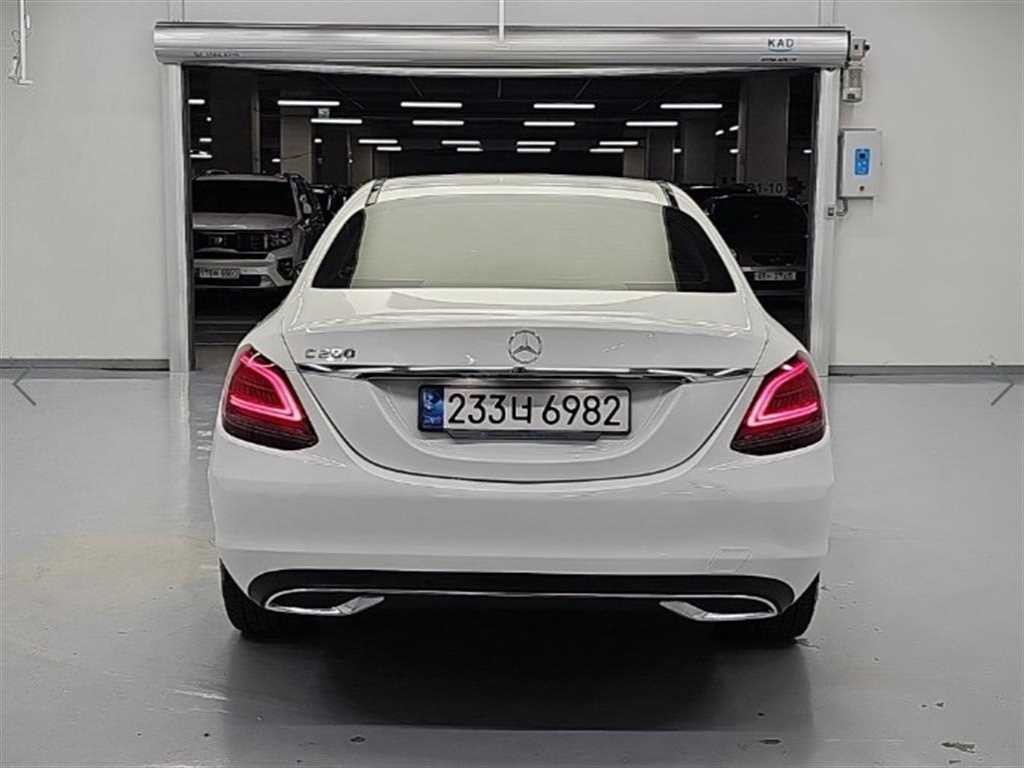 벤츠 C 클래스 C클래스 W205 C200 아방가르드 이미지 3