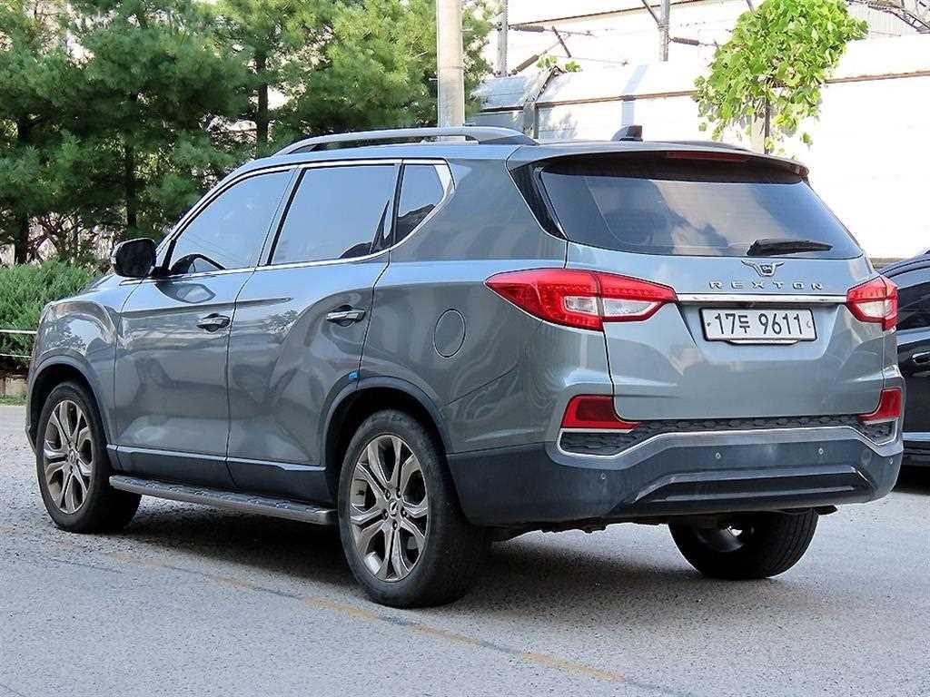 KG모빌리티(쌍용) 렉스턴 G4렉스턴 디젤 2.2 4WD 헤리티지 이미지 3
