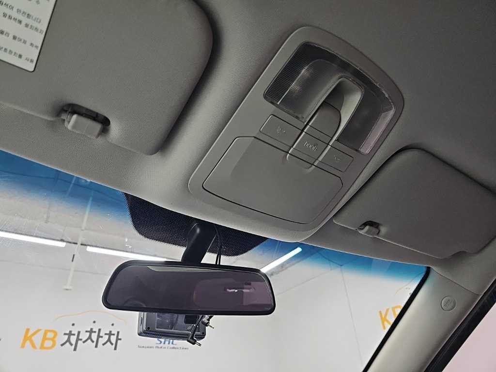 KG모빌리티(쌍용) 티볼리 티볼리 에어 2WD 디젤 1.6 IX 이미지 15