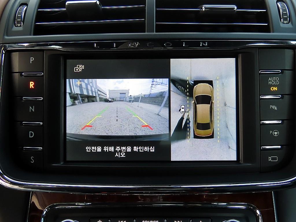 링컨 컨티넨탈 컨티넨탈 10세대 3.0 AWD 블랙라벨 이미지 13
