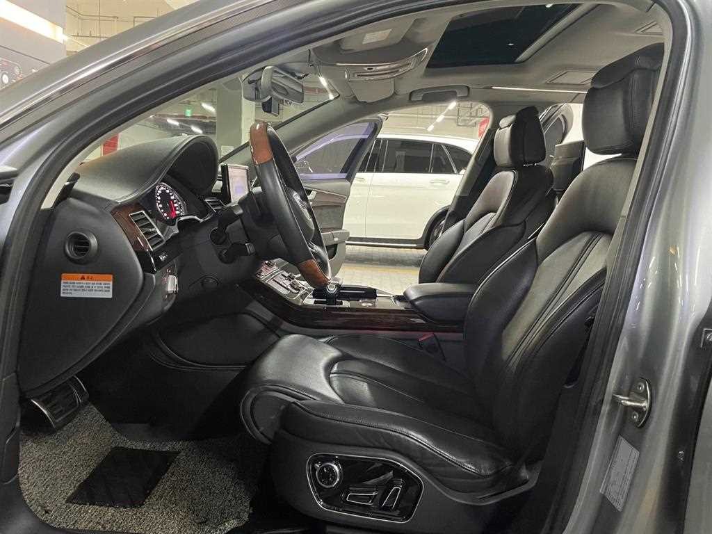 아우디 A8 뉴A8 3.0 TFSI 콰트로 LWB 이미지 18