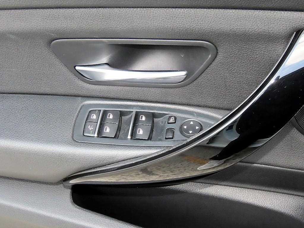 BMW 그란투리스모 3시리즈 GT (F34) GT 320D 이미지 12