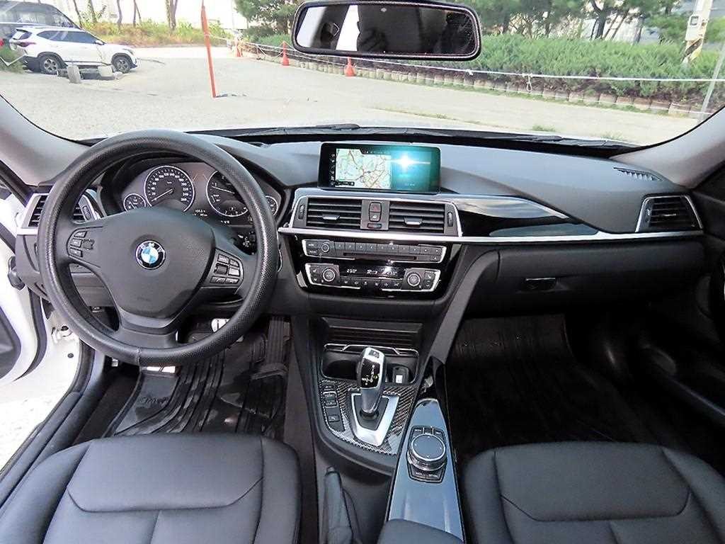 BMW 그란투리스모 3시리즈 GT (F34) GT 320D 이미지 7