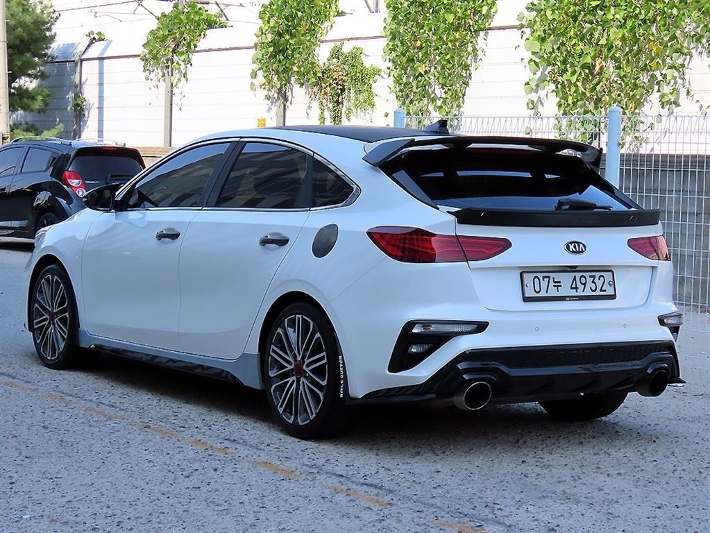 기아 K3 올뉴 K3 5도어 GT 플러스 이미지 3