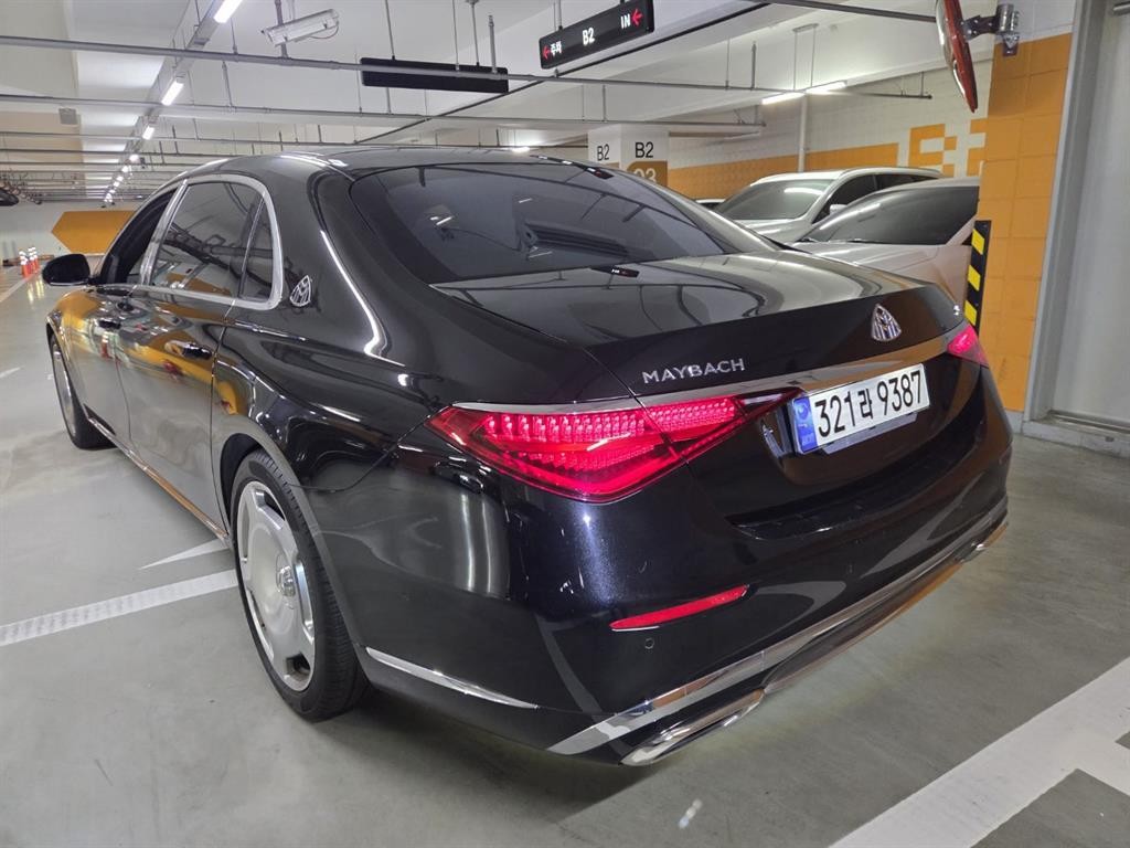 벤츠 S 클래스 S클래스-W223 마이바흐 S580 4MATIC 이미지 3