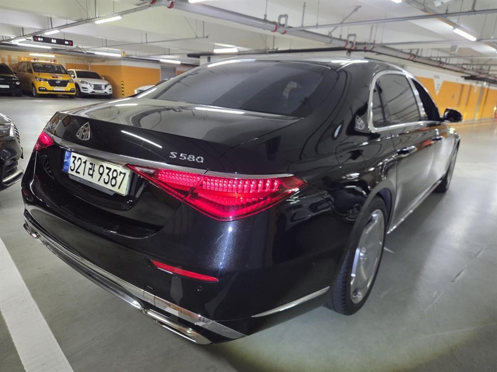 벤츠 S 클래스 S클래스-W223 마이바흐 S580 4MATIC 이미지 4