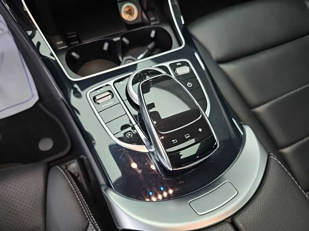 벤츠 C 클래스 C클래스 W205 C200 아방가르드 이미지 16