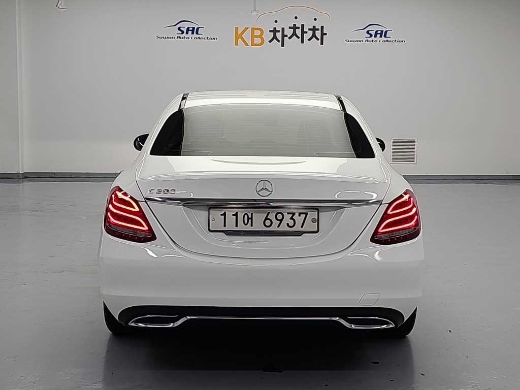 벤츠 C 클래스 C클래스 W205 C200 아방가르드 이미지 3