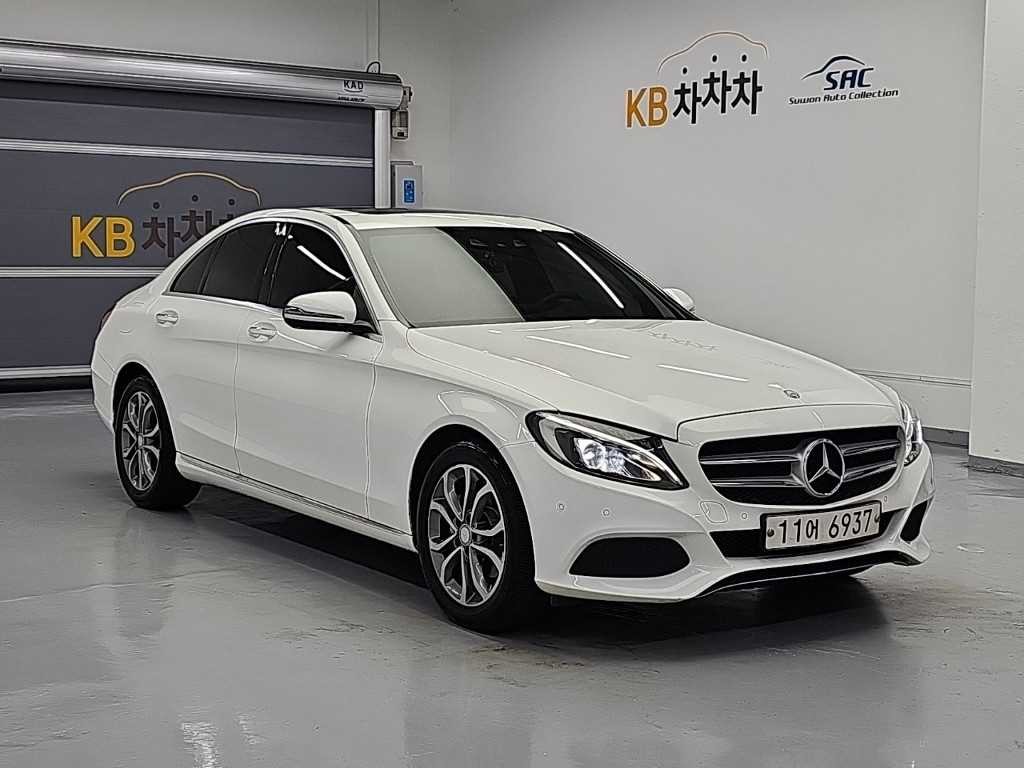 벤츠 C 클래스 C클래스 W205 C200 아방가르드 이미지 4