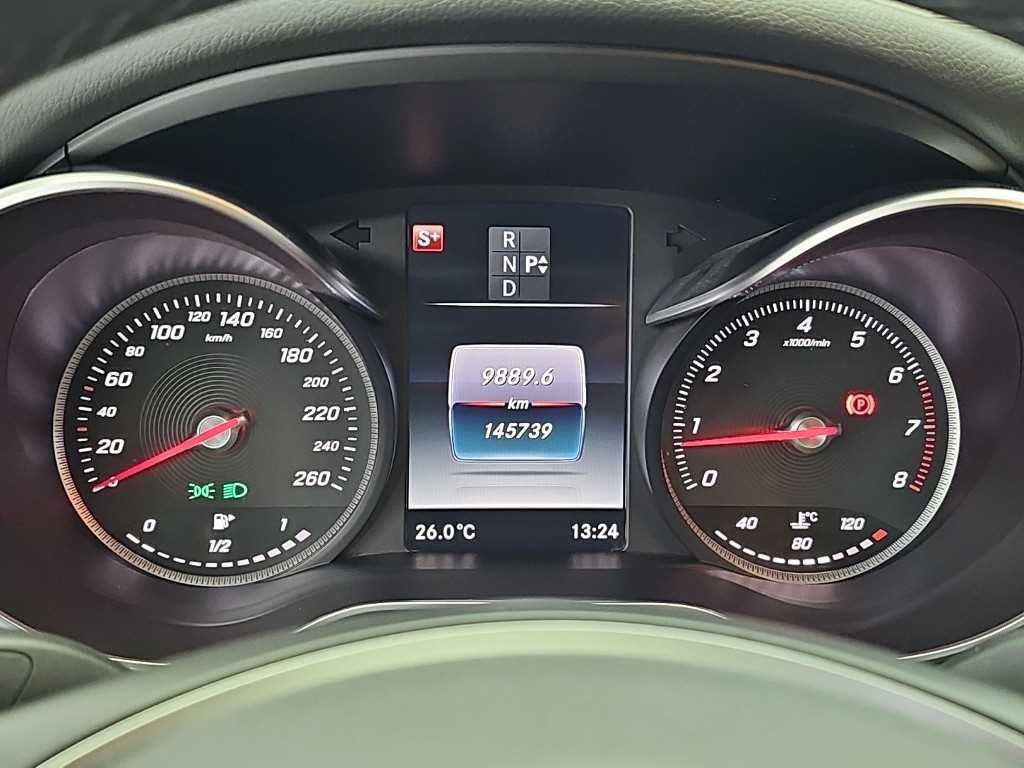 벤츠 C 클래스 C클래스 W205 C200 아방가르드 이미지 6