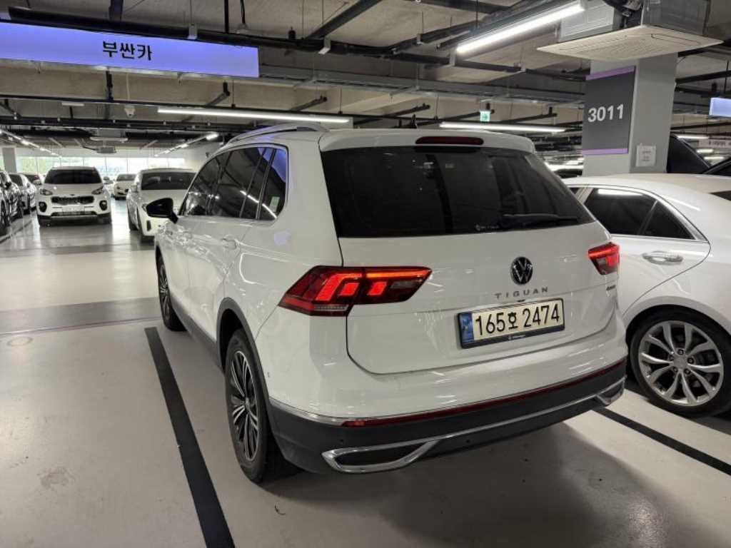 폭스바겐 티구안 티구안(2세대) 2.0 TDI 프레스티지 4모션 이미지 3