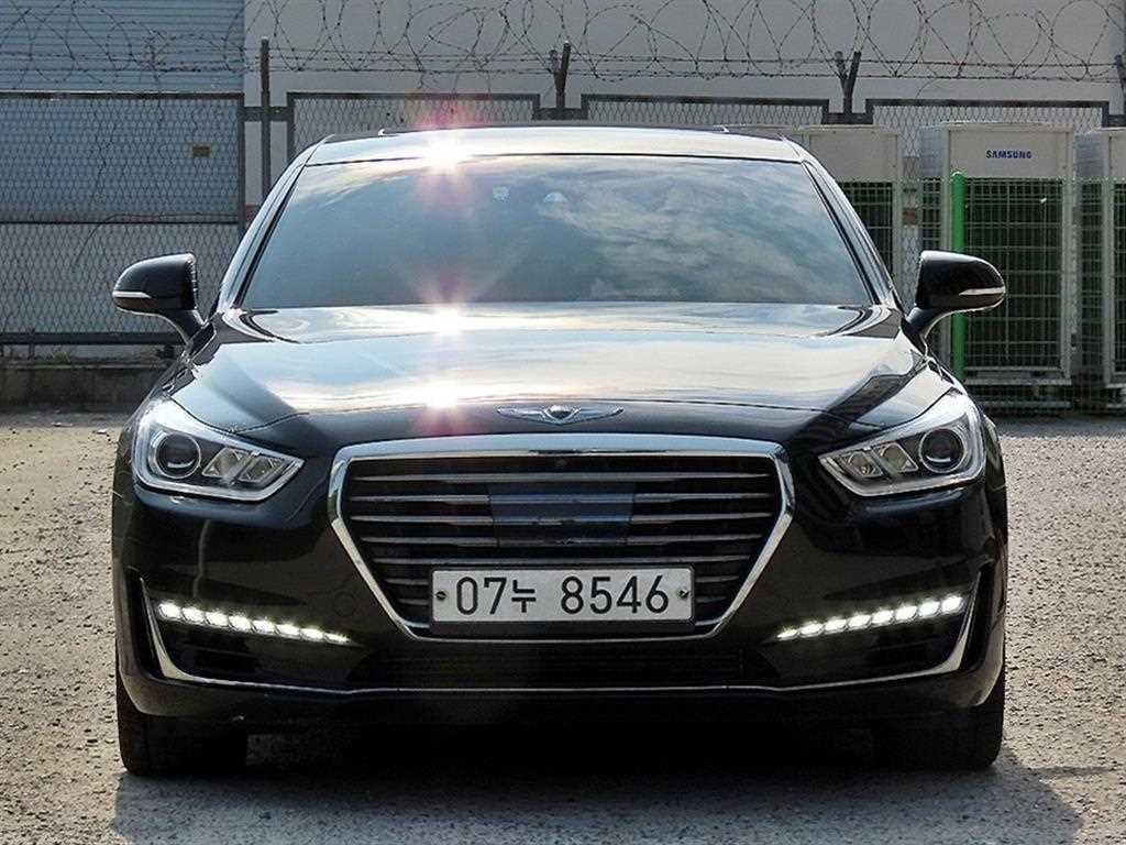 제네시스 EQ900 3.3 T-GDI AWD 프리미엄 럭셔리 이미지 1