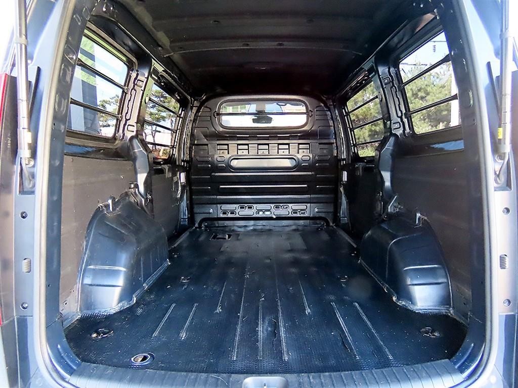 현대 스타리아 2WD 디젤 카고 모던 3인승 이미지 18