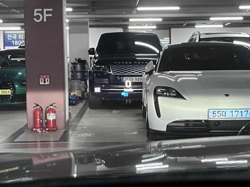 벤츠 S 클래스 S클래스-W222 마이바흐 S 560 4MATIC 이미지 13