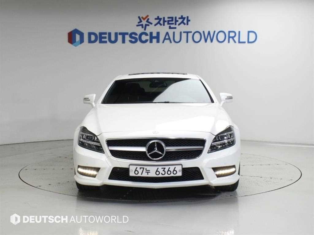 벤츠 CLS 클래스 CLS클래스 W218 CLS 350 AMG 스포츠팩 이미지 3