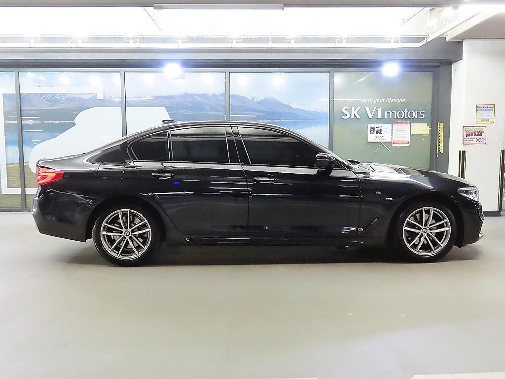 BMW 5시리즈 5시리즈 (G30) 520d M 스포츠 이미지 3
