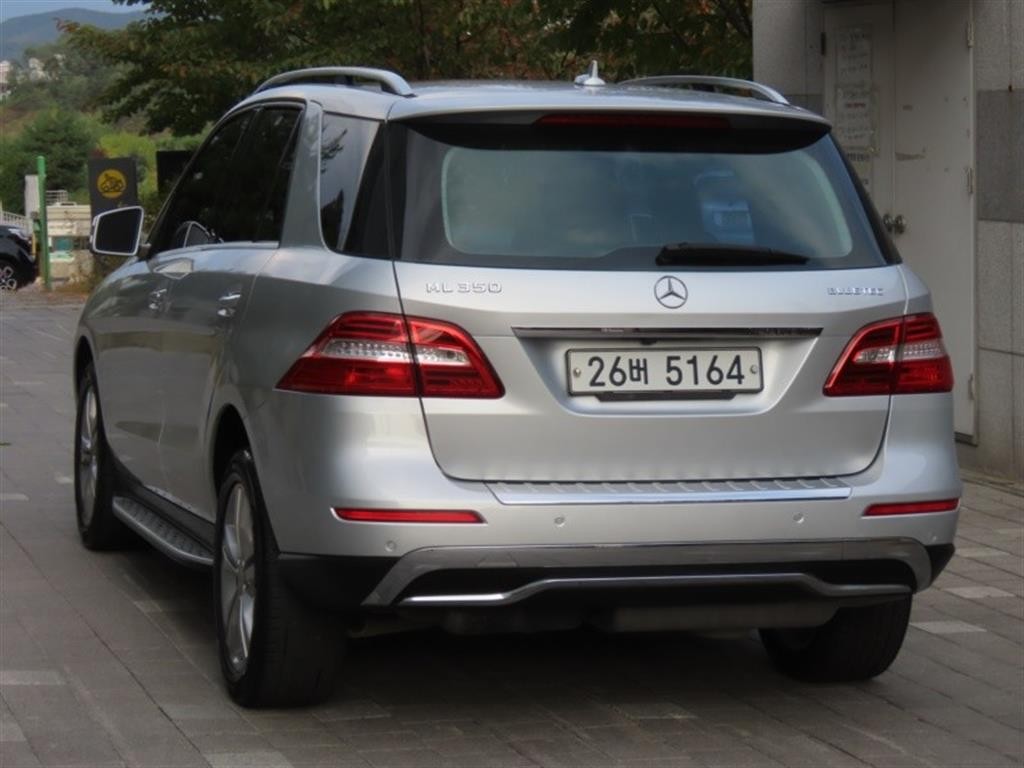 벤츠 M 클래스 뉴 M클래스 W166 ML350 블루텍 4매틱 이미지 4