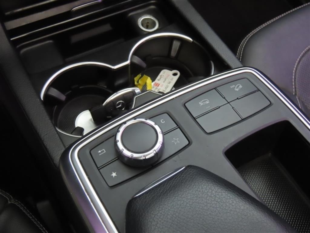 벤츠 M 클래스 뉴 M클래스 W166 ML350 블루텍 4매틱 이미지 7