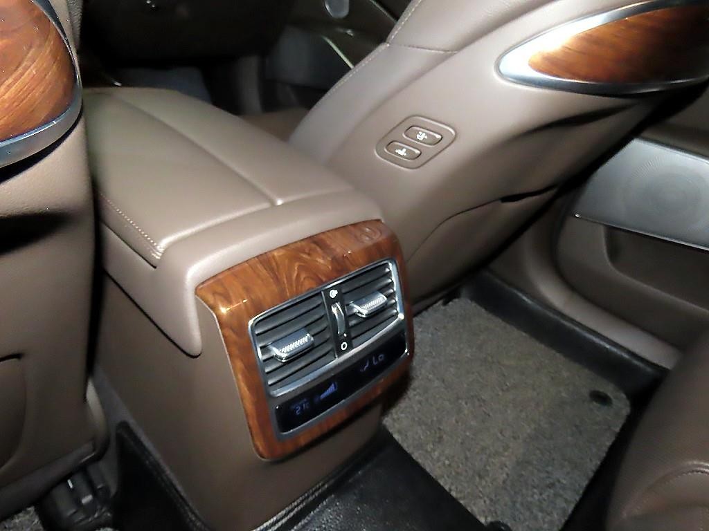 기아 K9 더 K9 3.8 GDI AWD 플래티넘Ⅱ 이미지 14