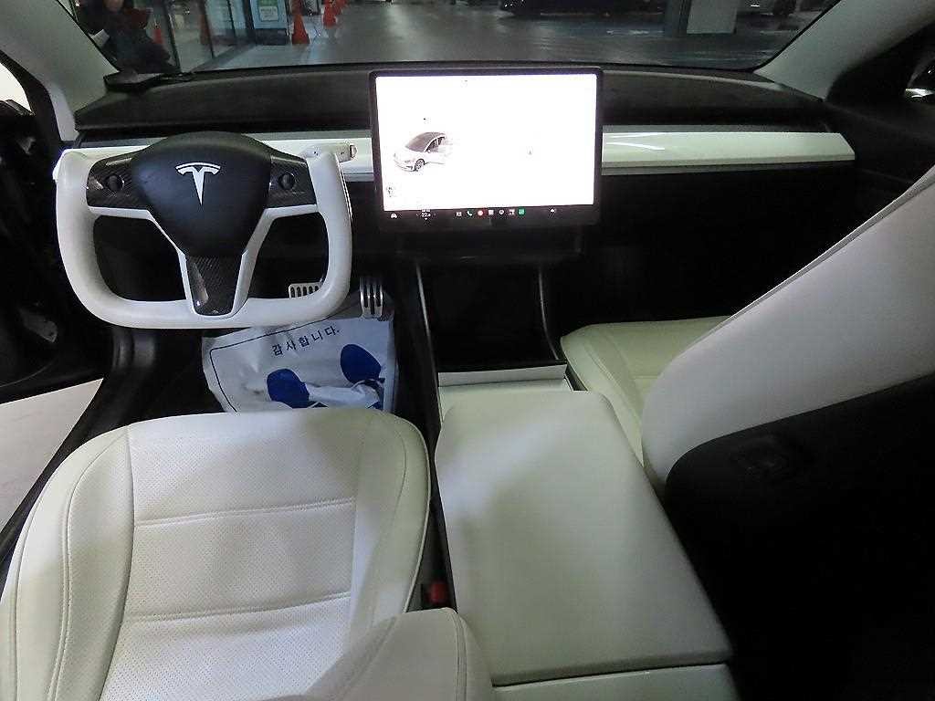 테슬라 모델 3 롱 레인지 이미지 10