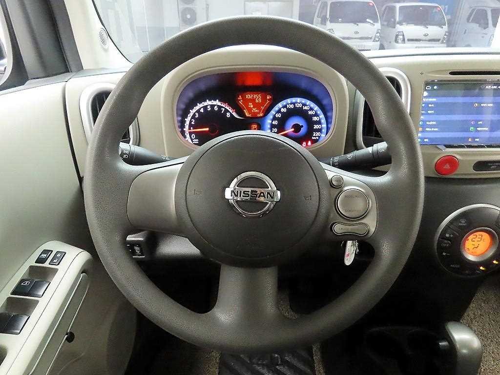 닛산 큐브 1.8 SL 이미지 7